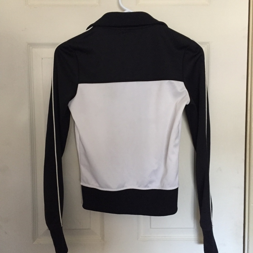 Retro Jacket - Picture 2 of 2